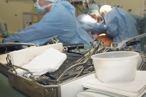 Persistent DSAs are associated with a higher incidence of allograft dysfunction and mortality - article image