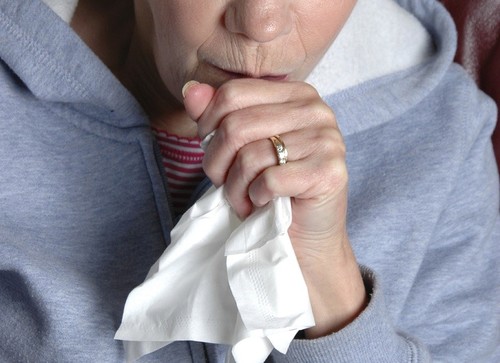 Treating asthma or COPD with steroid inhaler raises the risk of hard-to-treat infections - article image