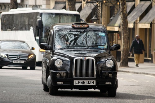 Taxi drivers face highest levels of exposure to black carbon compared to other professional drivers - article image