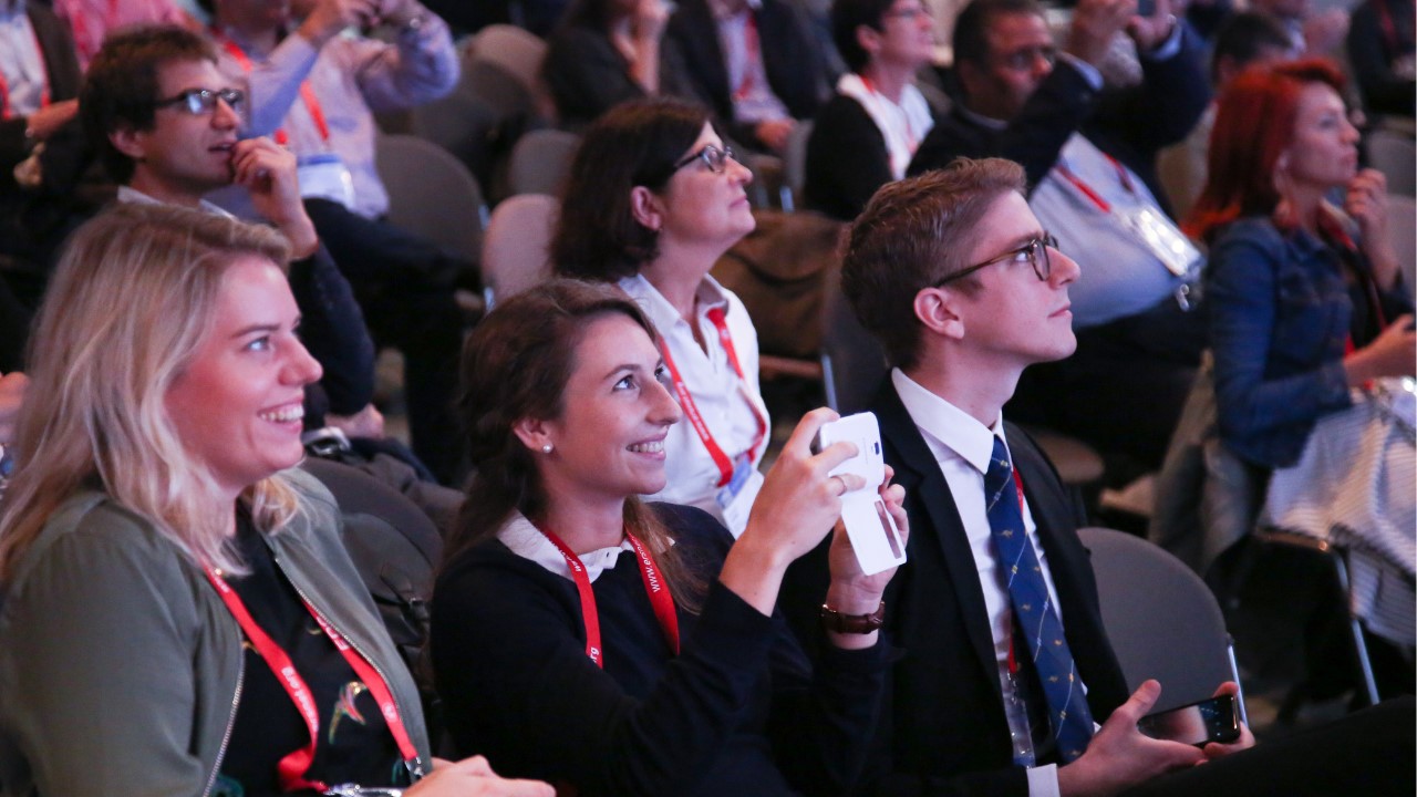 Apply or nominate now for an ERS Early Career Member Award 2025  - article image