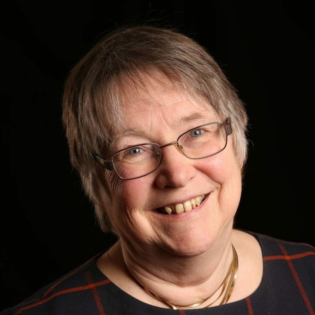 Hilary Pinnock - profile image