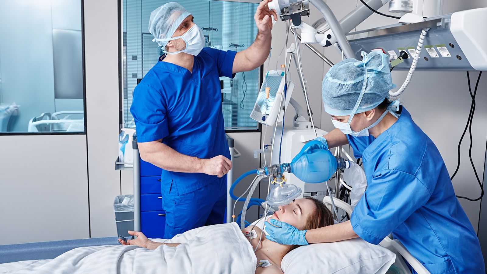 The complex ICU patient: navigating co-infections and viral reactivations in viral pneumonia - preview image